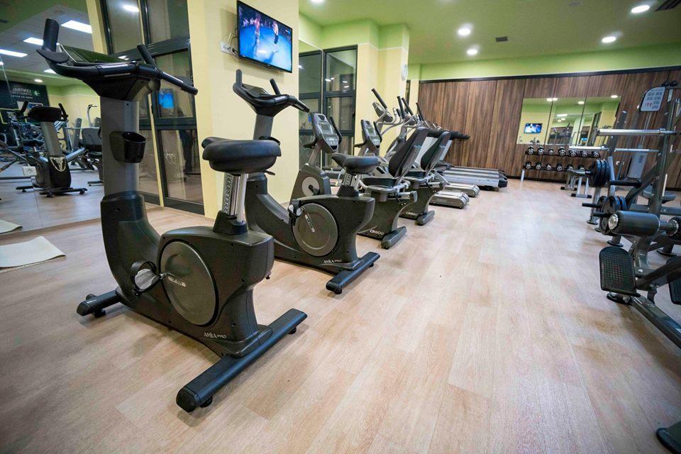 Central Hotel, Fitness And Spa Vinica Exterior foto